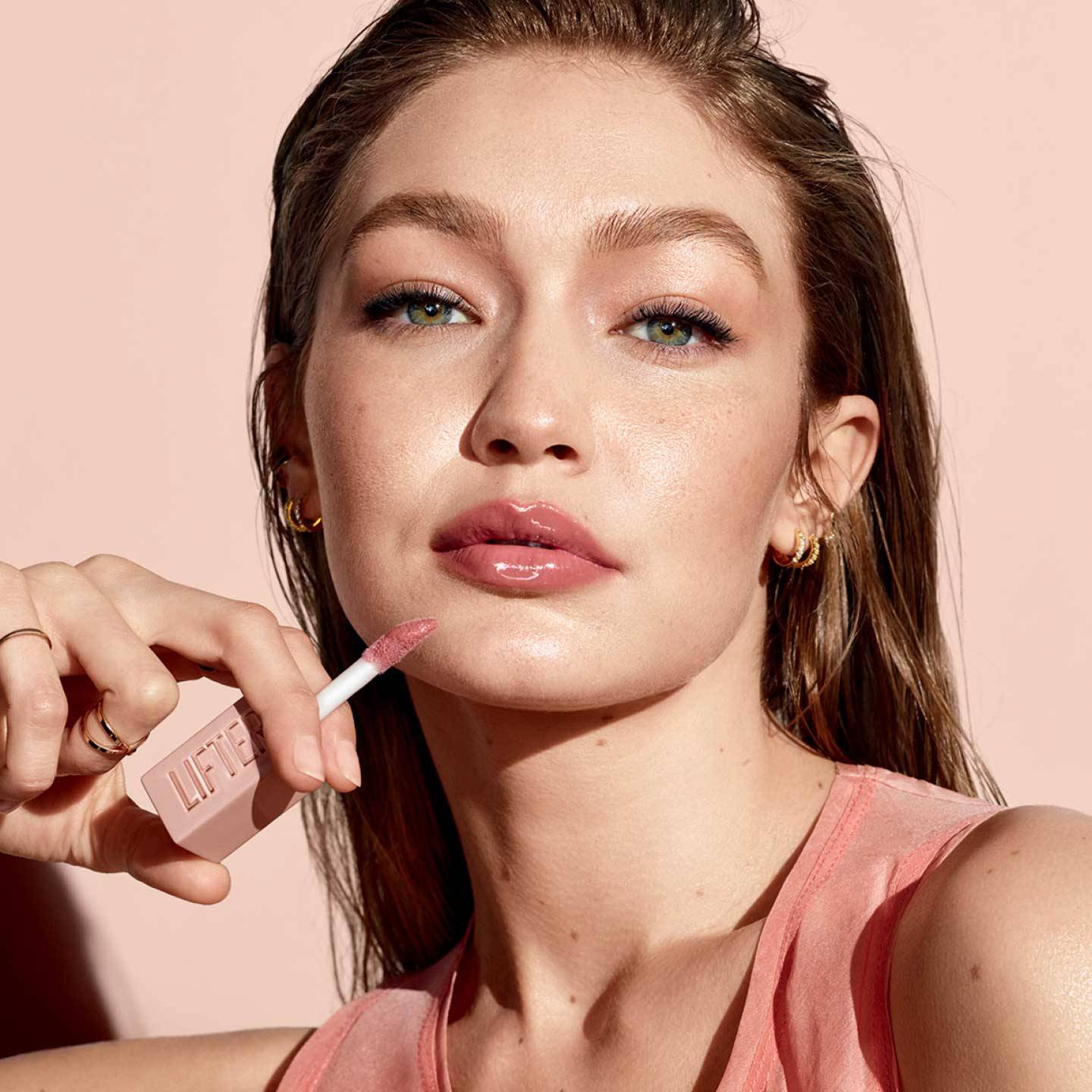 How To Apply Lip Gloss Without Lipstick