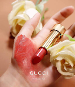 The Gucci Bloom Gift Set With Lipstick